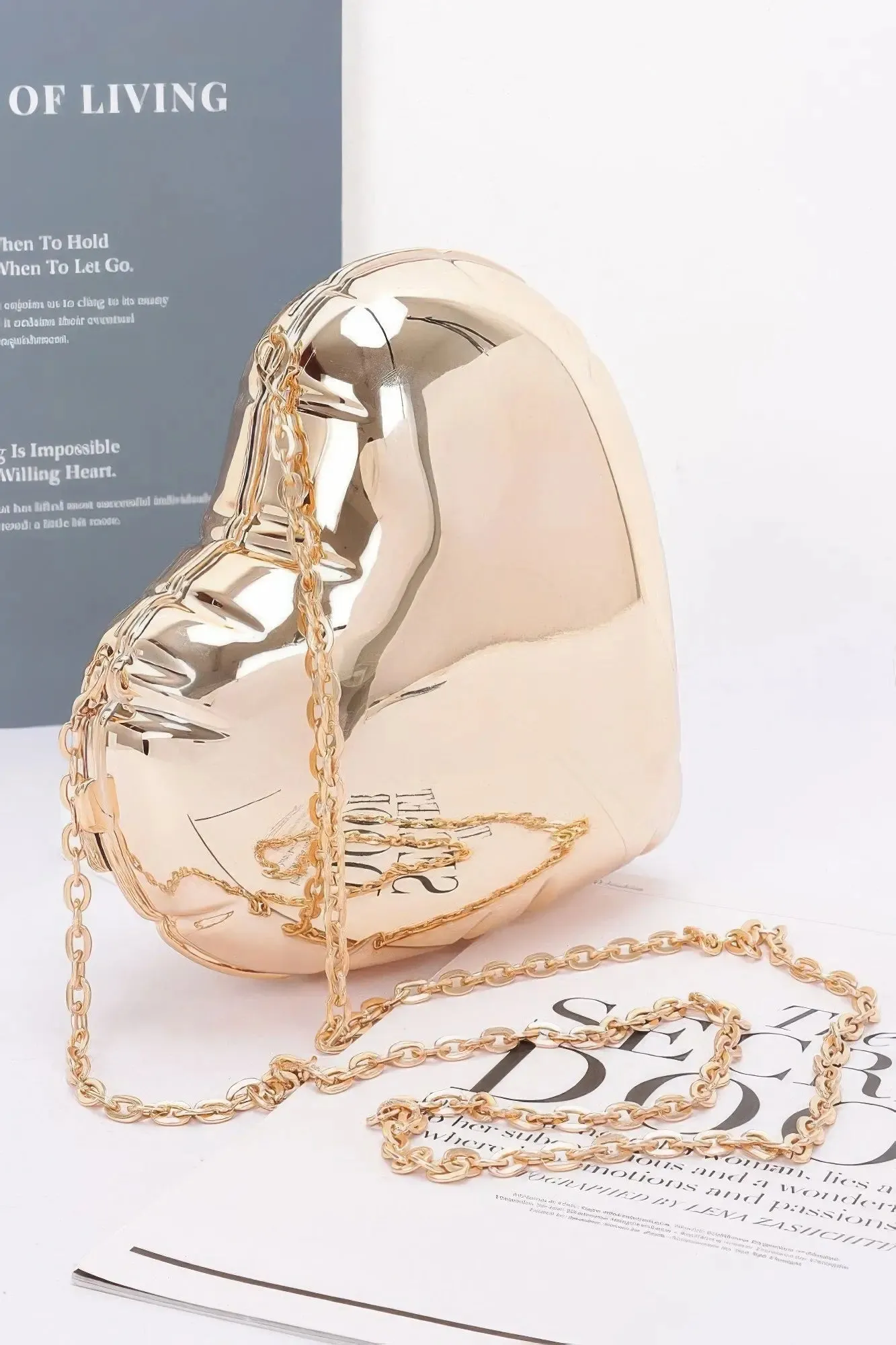 Heart-Shaped Acrylic Case Bag – Bold, Stylish & Playful
