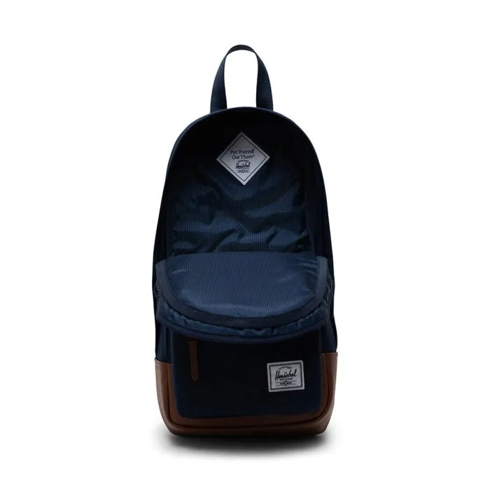 Herschel Heritage Shoulder Bag 7.4L - Navy/Tan